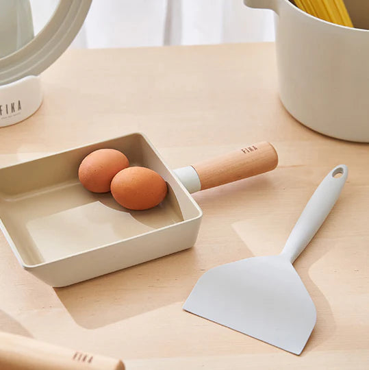 Premium Spatula for Egg Roll