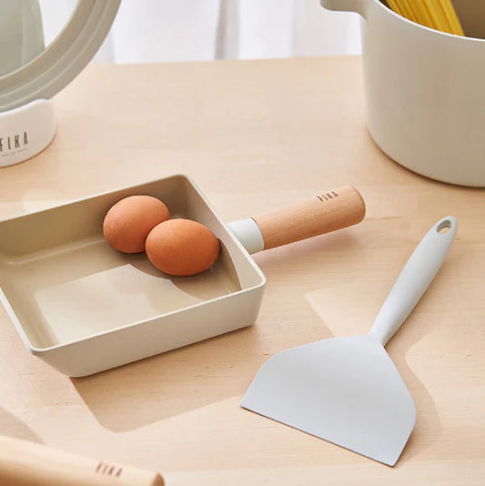 Premium Spatula for Egg Roll